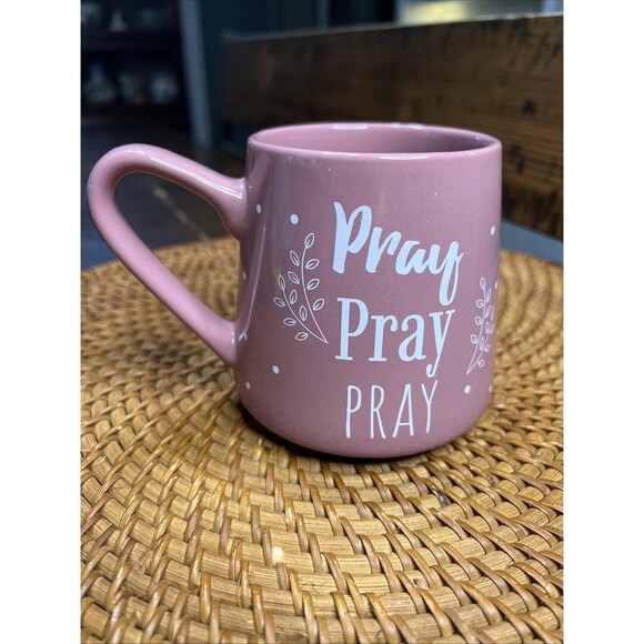THYME & TABLE™️~ MAUVE STONEWARE "PRAY PRAY PRAY" MUG ~ 14 Oz. - Picture 3 of 6